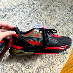 Mens Puma Mirage Sport Tipoff sneakers